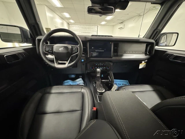 2025 Ford Bronco 6th Gen - Image 8 of 12