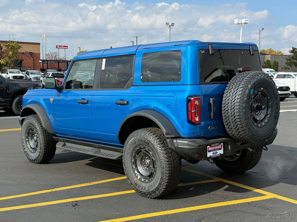 2025 Ford Bronco 6th Gen - Image 3 of 21