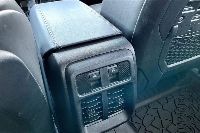 2025 Ford - Image 25 of 26
