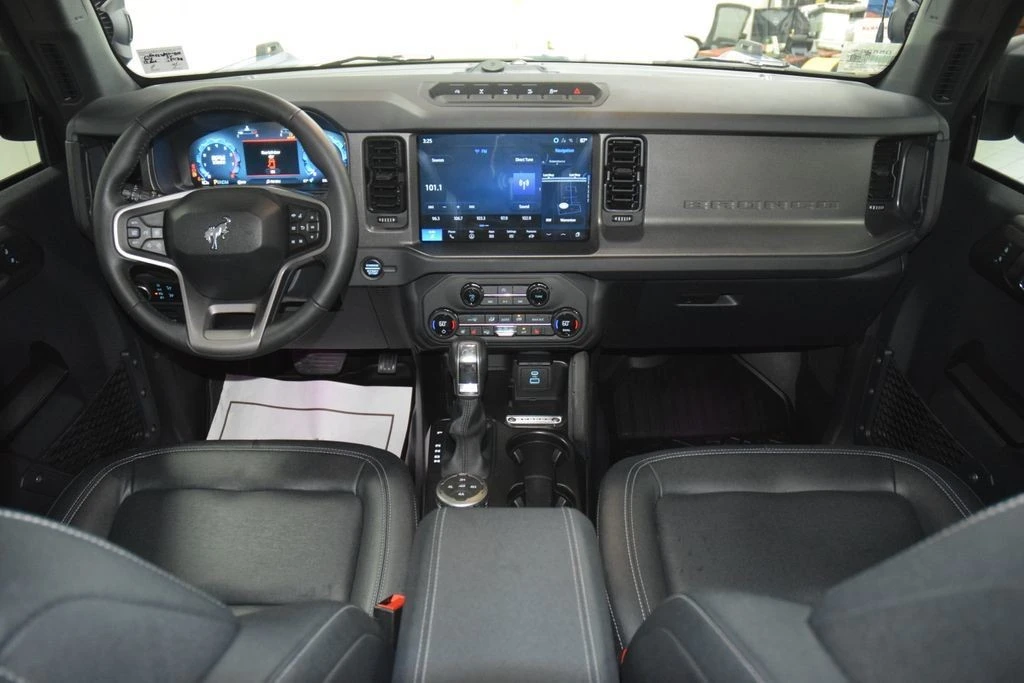 2025 Ford Bronco 6th Gen - Image 25 of 31
