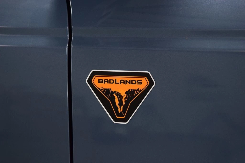2025 Ford Bronco 6th Gen - Image 13 of 31