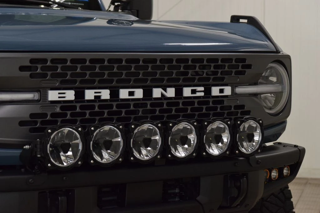 2025 Ford Bronco 6th Gen - Image 9 of 31