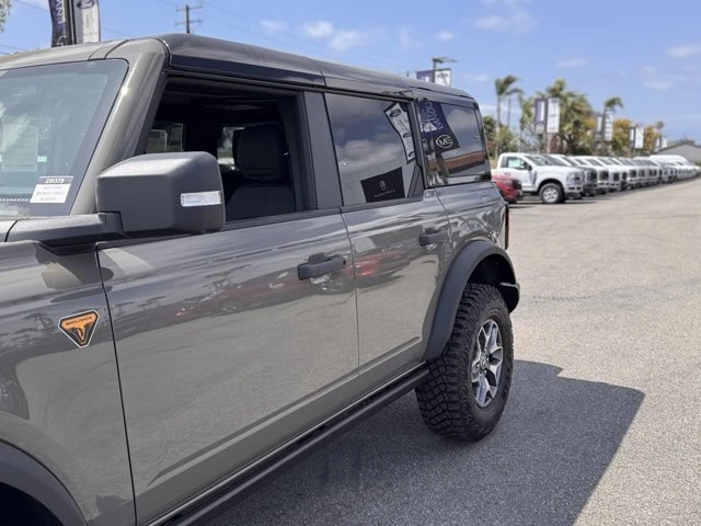 2025 Ford Bronco 6th Gen - Image 9 of 12