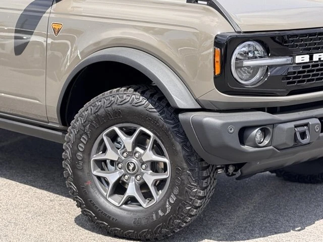 2025 Ford Bronco 6th Gen - Image 4 of 12