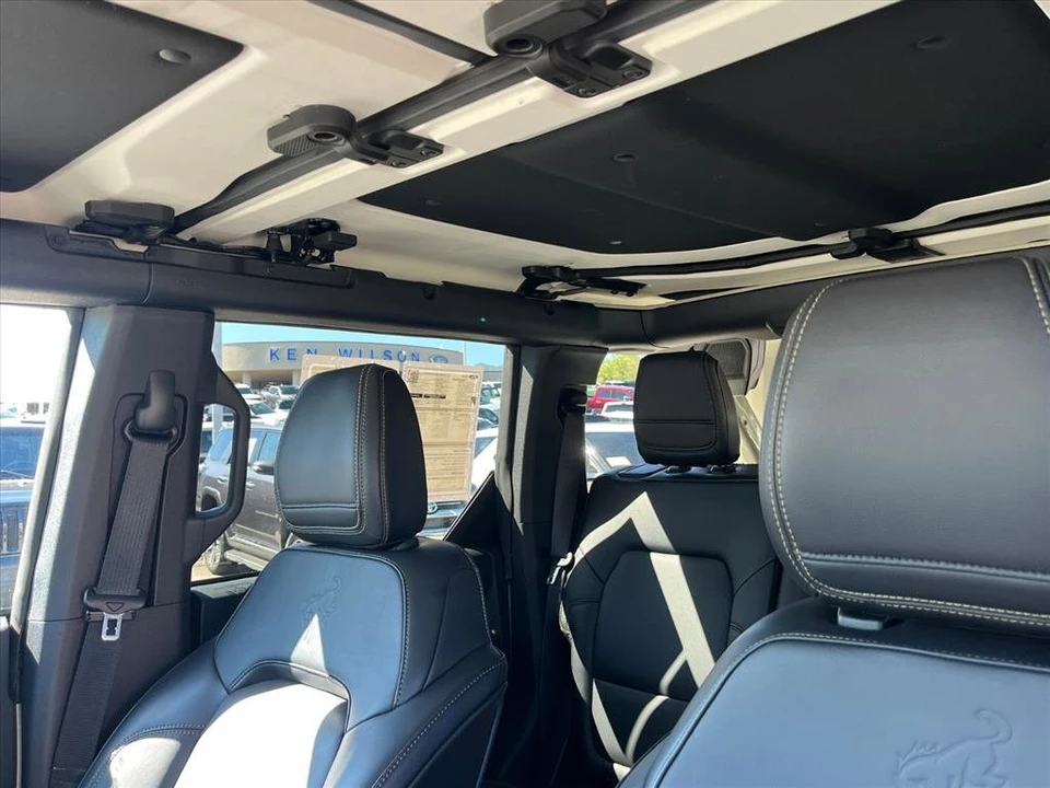2025 Ford Bronco 6th Gen - Image 9 of 21