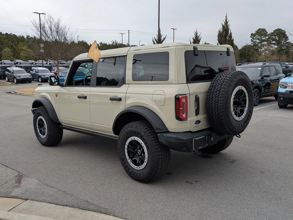 2025 Ford Bronco 6th Gen - Image 6 of 12