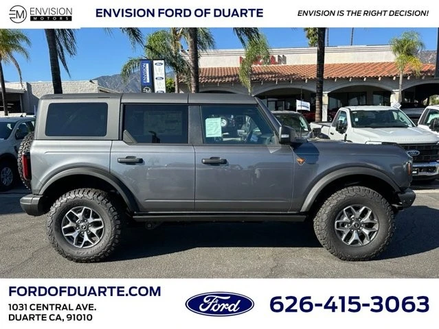 2025 Ford Bronco 6th Gen - Image 9 of 12