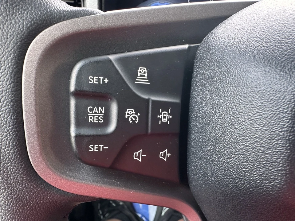 2025 Ford Bronco 6th Gen - Image 20 of 31