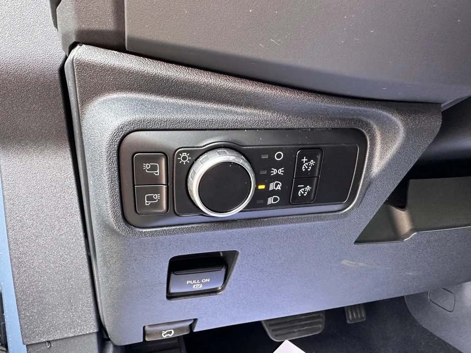 2025 Ford Bronco 6th Gen - Image 18 of 31