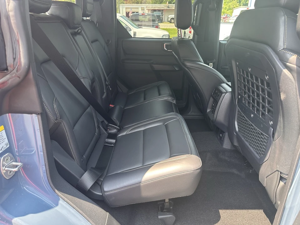 2025 Ford Bronco 6th Gen - Image 16 of 31