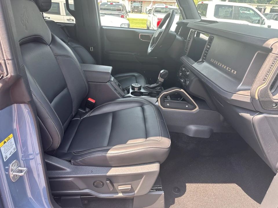 2025 Ford Bronco 6th Gen - Image 14 of 31