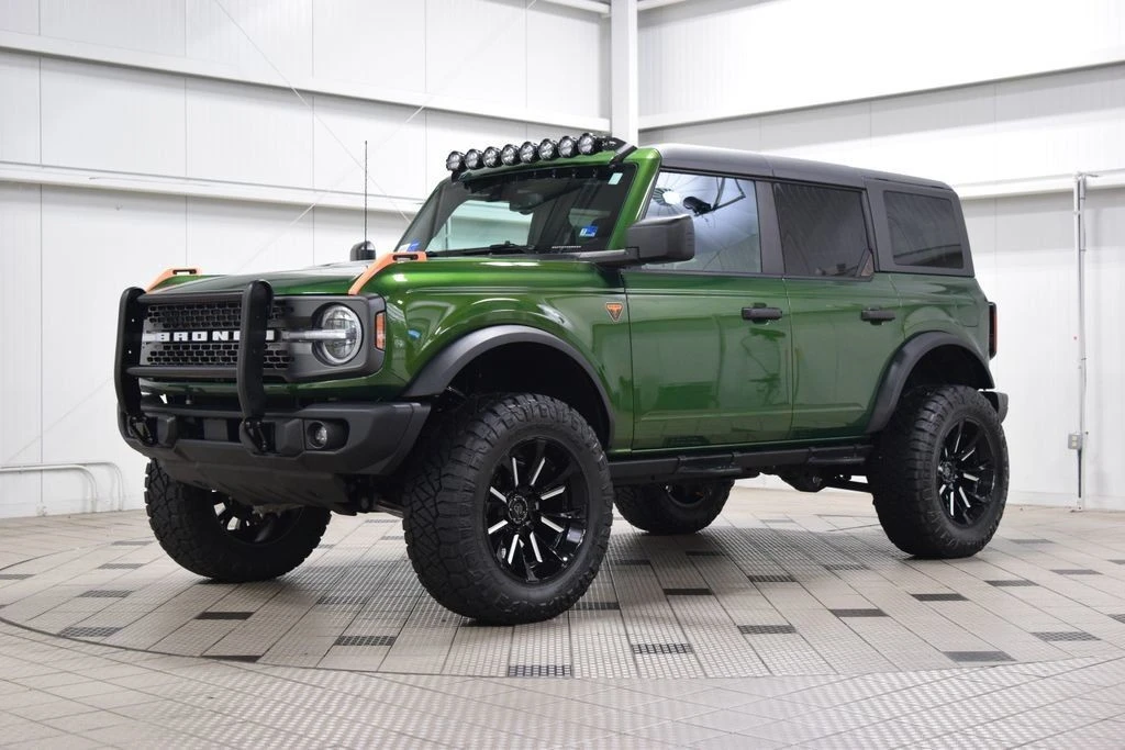 2025 Ford Bronco 6th Gen - Image 3 of 31