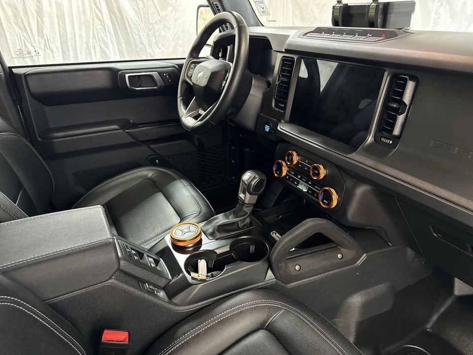 2025 Ford Bronco 6th Gen - Image 18 of 31