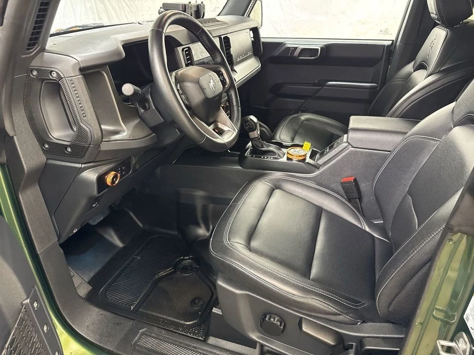 2025 Ford Bronco 6th Gen - Image 15 of 31