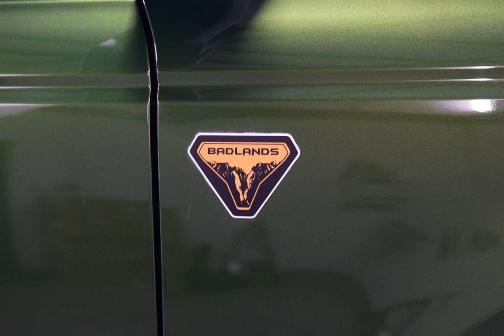 2025 Ford Bronco 6th Gen - Image 17 of 31
