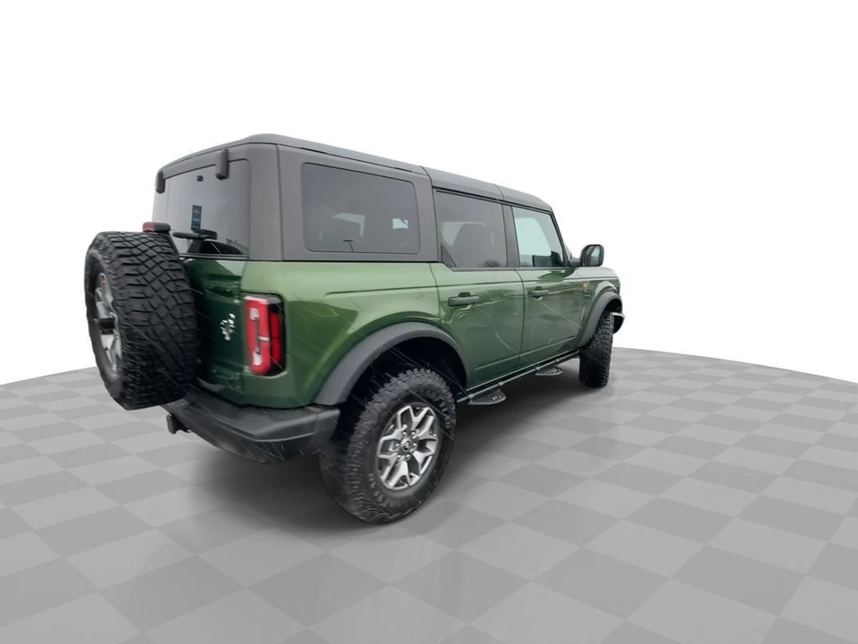 2025 Ford Bronco 6th Gen - Image 7 of 31