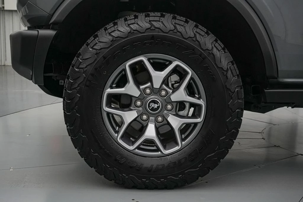 2025 Ford Bronco 6th Gen - Image 11 of 21