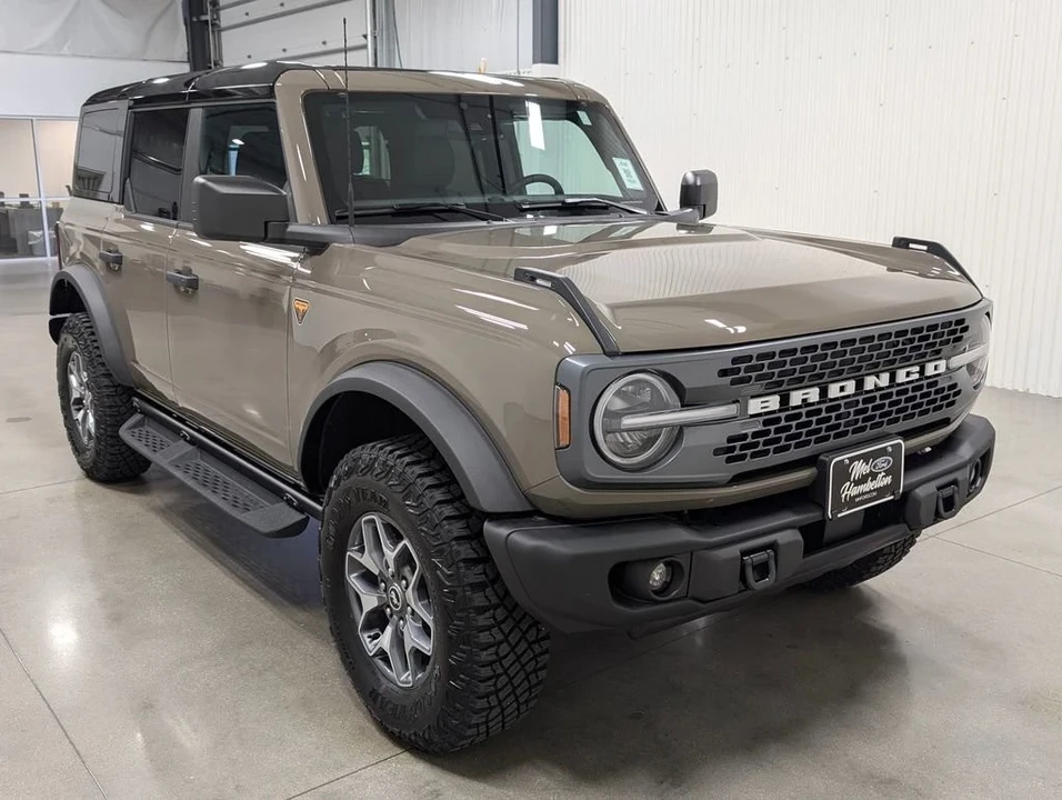 2025 Ford Bronco 6th Gen - Image 4 of 9