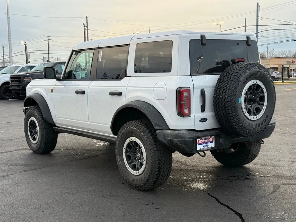 2025 Ford Bronco 6th Gen - Image 3 of 12