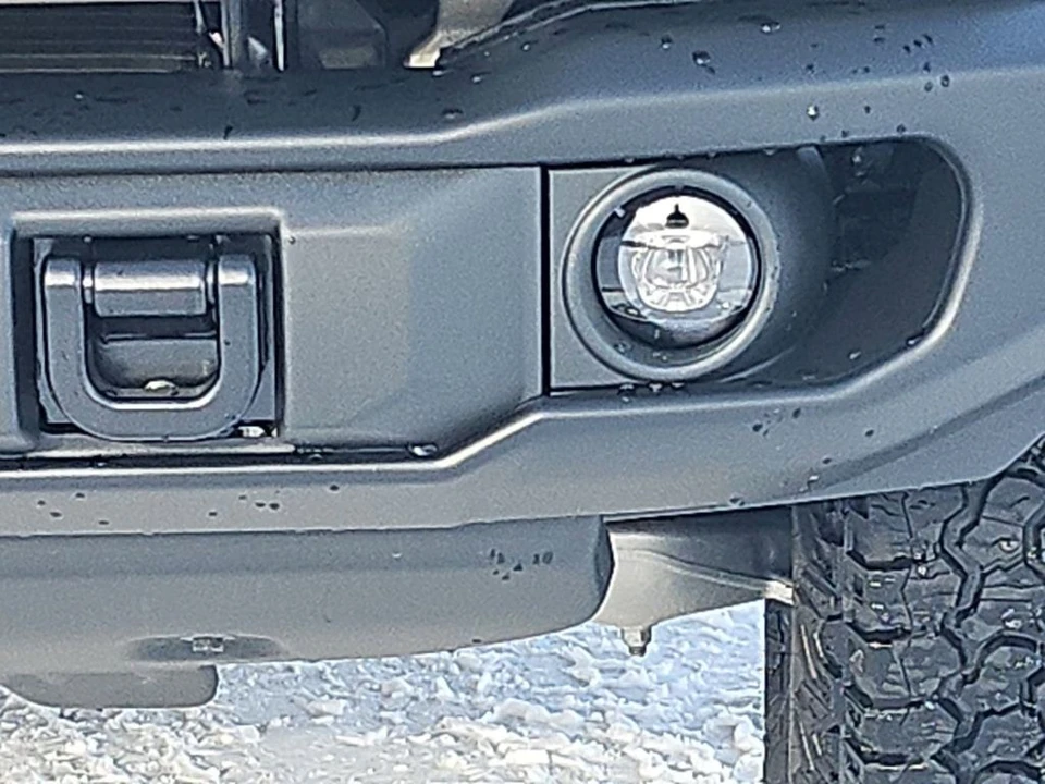 2025 Ford Bronco 6th Gen - Image 19 of 21