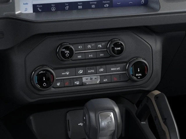 2025 Ford Bronco 6th Gen - Image 16 of 21