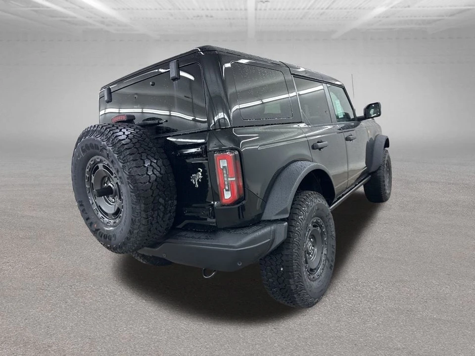 2025 Ford Bronco 6th Gen - Image 11 of 12