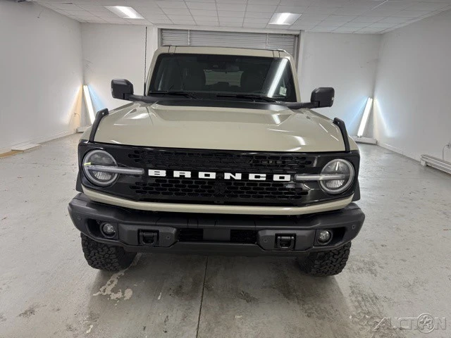 2025 Ford Bronco 6th Gen - Image 2 of 12