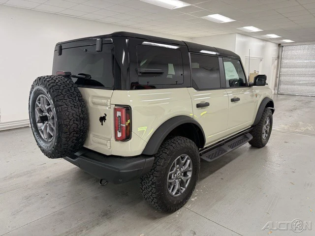 2025 Ford Bronco 6th Gen - Image 5 of 12