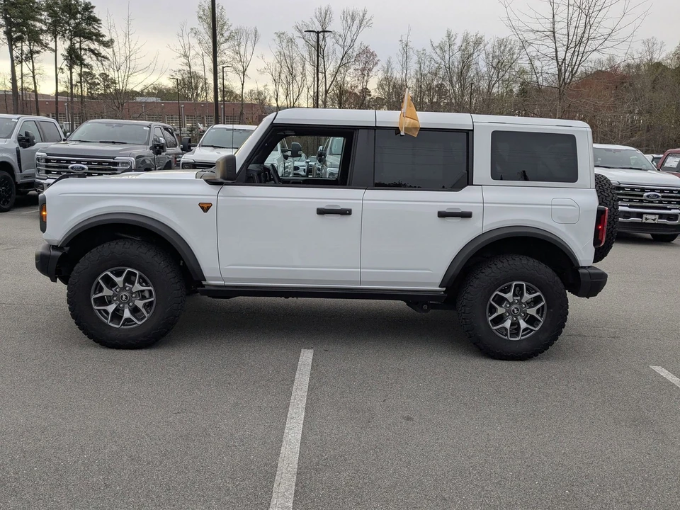 2025 Ford Bronco 6th Gen - Image 7 of 21