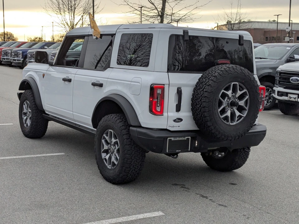 2025 Ford Bronco 6th Gen - Image 6 of 21
