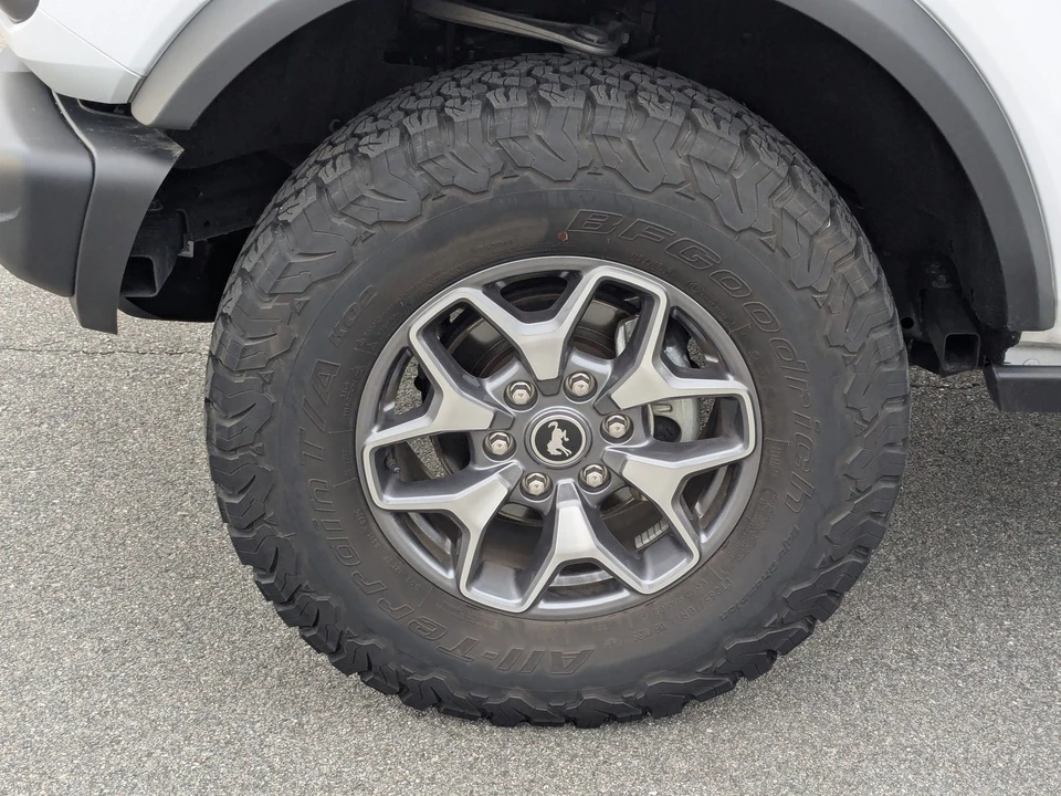 2025 Ford Bronco 6th Gen - Image 10 of 21