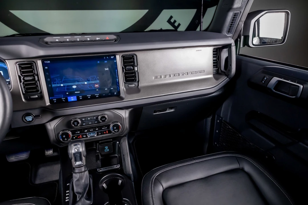 2025 Ford Bronco 6th Gen - Image 8 of 12