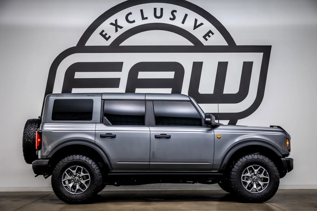 2025 Ford Bronco 6th Gen - Image 9 of 12