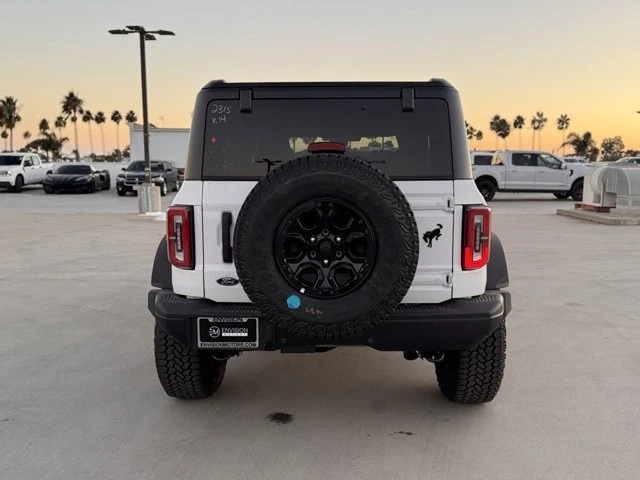 2025 Ford Bronco 6th Gen - Image 11 of 12