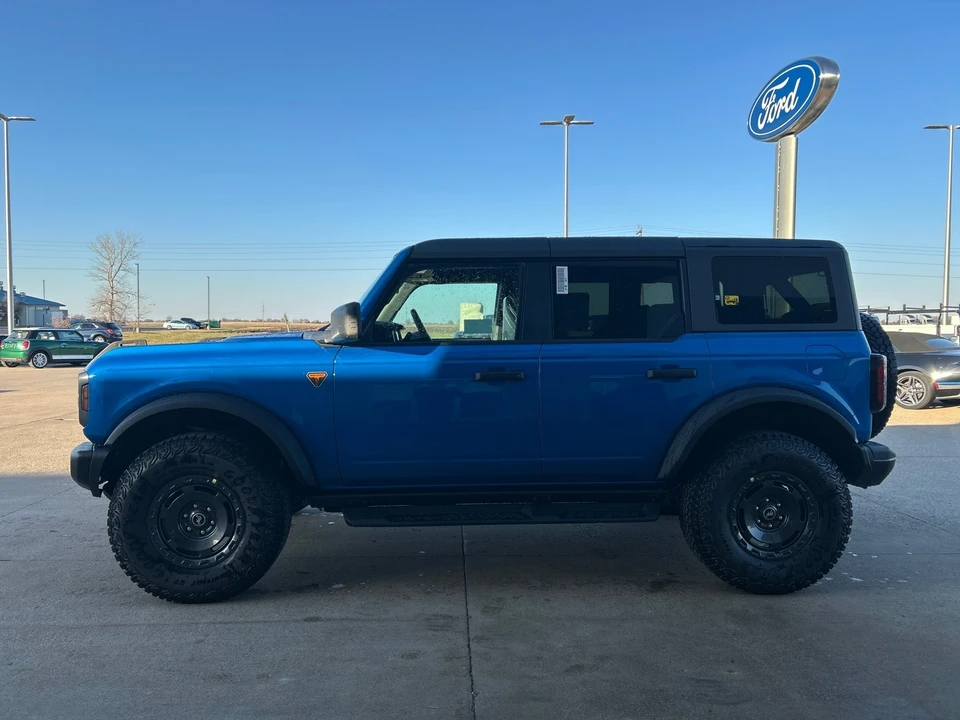 2025 Ford Bronco 6th Gen - Image 4 of 20
