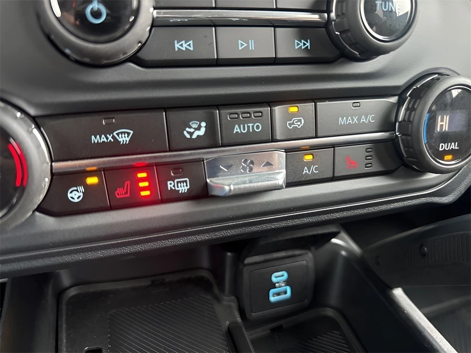 2025 Ford Bronco 6th Gen - Image 20 of 21