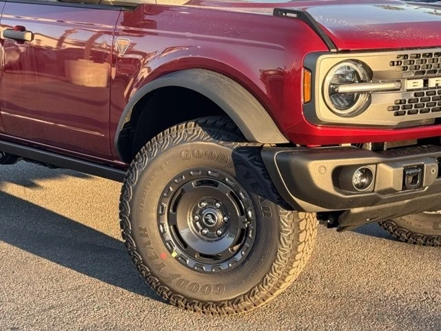 2025 Ford Bronco 6th Gen - Image 4 of 12