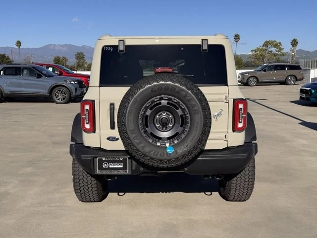 2025 Ford Bronco 6th Gen - Image 11 of 12