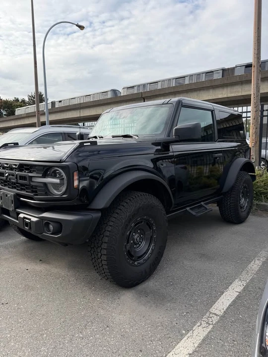 2025 Ford Bronco 6th Gen - Image 3 of 10