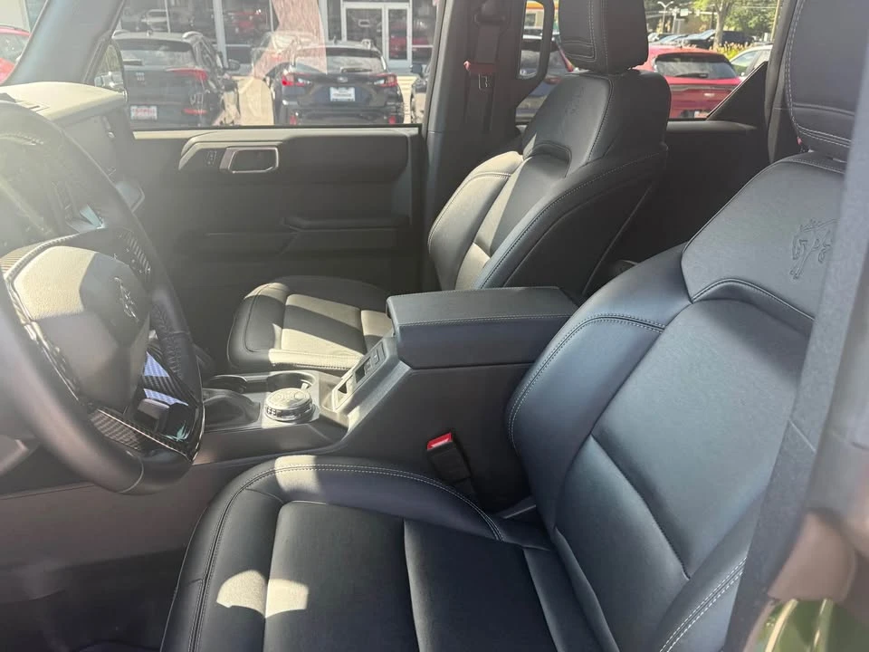 2025 Ford Bronco 6th Gen - Image 10 of 16