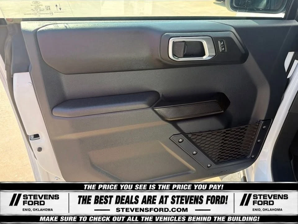 2025 Ford Bronco 6th Gen - Image 15 of 20