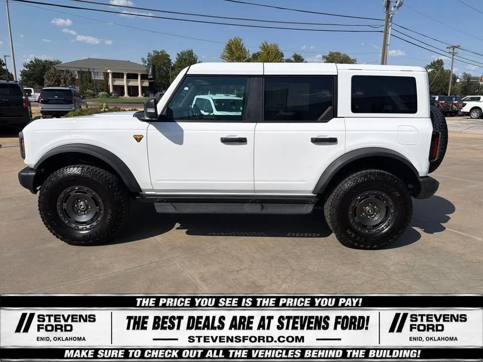 2025 Ford Bronco 6th Gen - Image 9 of 20