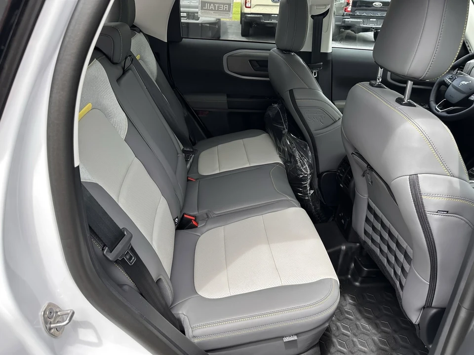 2025 Ford Bronco 6th Gen - Image 16 of 21