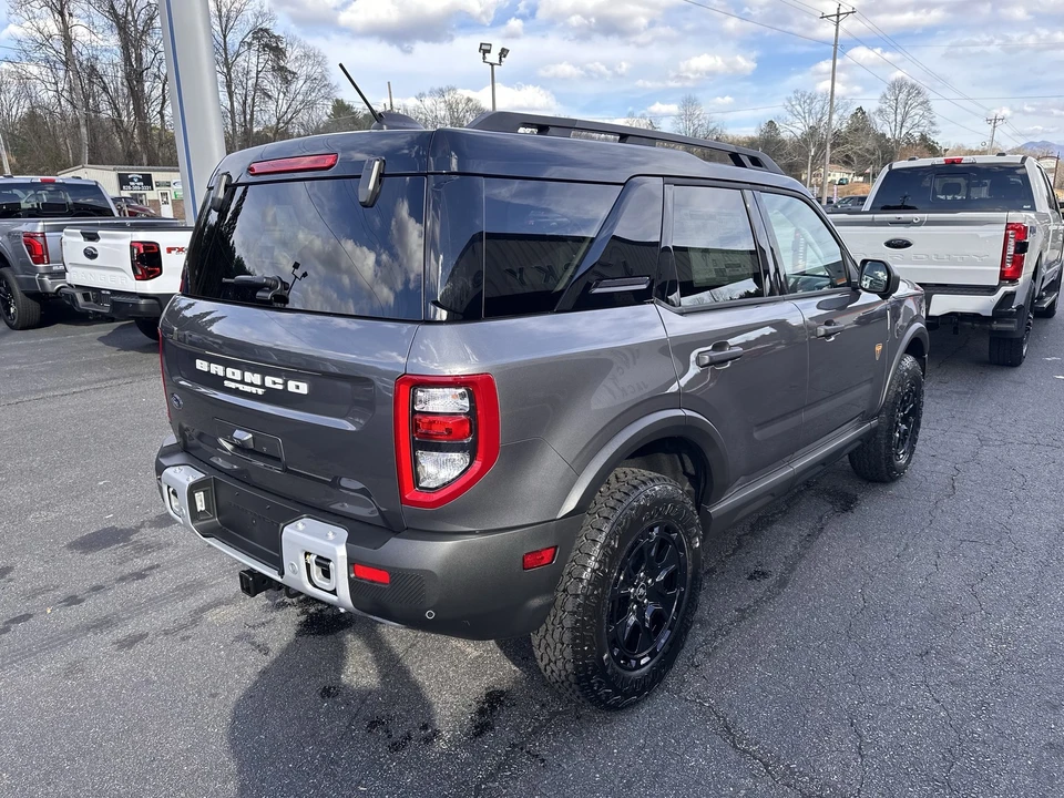 2025 Ford Bronco 6th Gen - Image 6 of 21