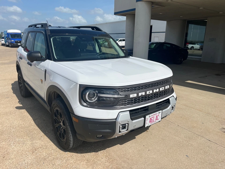 2025 Ford Bronco 6th Gen - Image 2 of 22