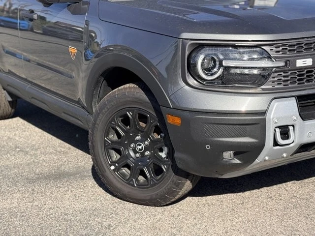 2025 Ford Bronco 6th Gen - Image 4 of 12