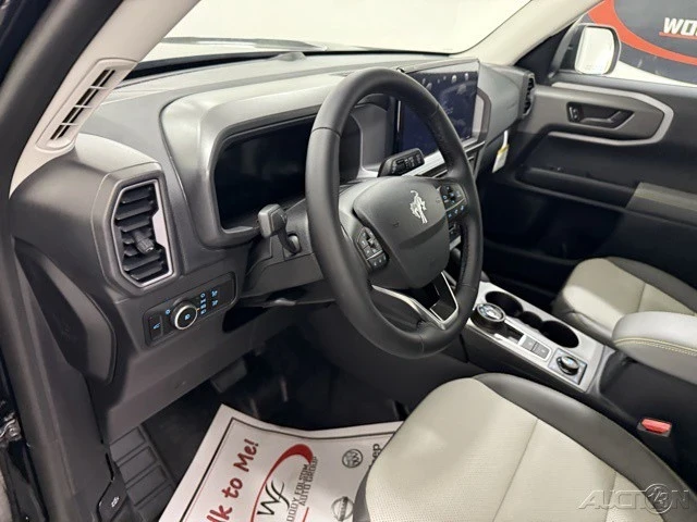 2025 Ford Bronco 6th Gen - Image 10 of 12