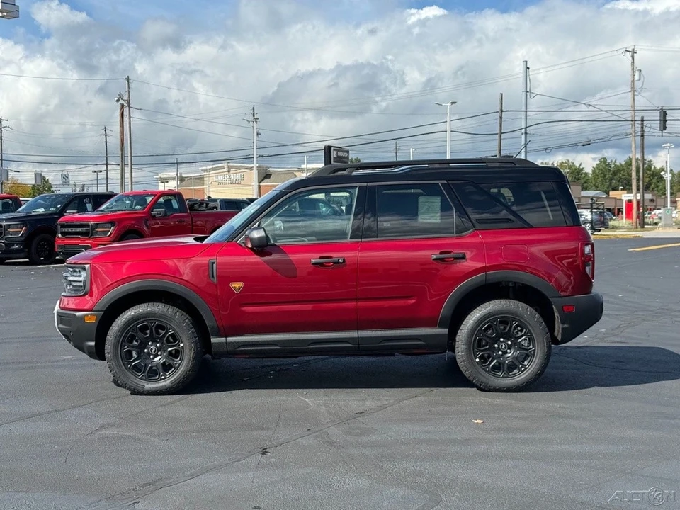 2025 Ford Bronco 6th Gen - Image 2 of 12