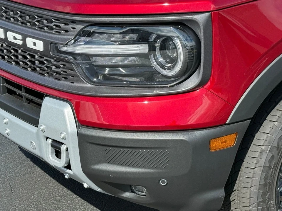 2025 Ford Bronco 6th Gen - Image 9 of 12