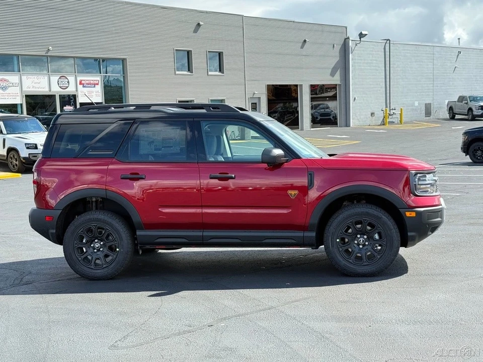 2025 Ford Bronco 6th Gen - Image 6 of 12